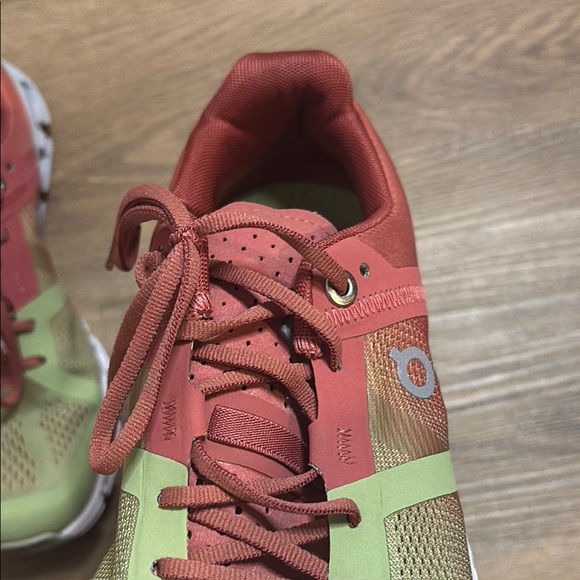 On Running Green and Red Athletic Shoes size 6 - Picture 14 of 14